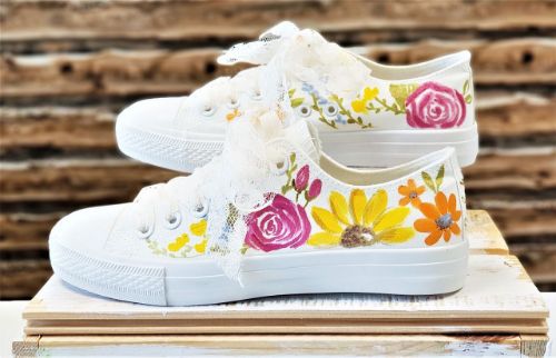 Снимка на Spring flowers yellow sneakers