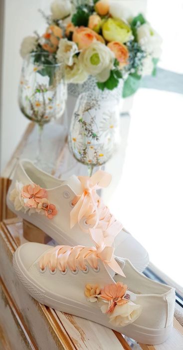 Снимка на 3D Flowers Peach sneakers 
