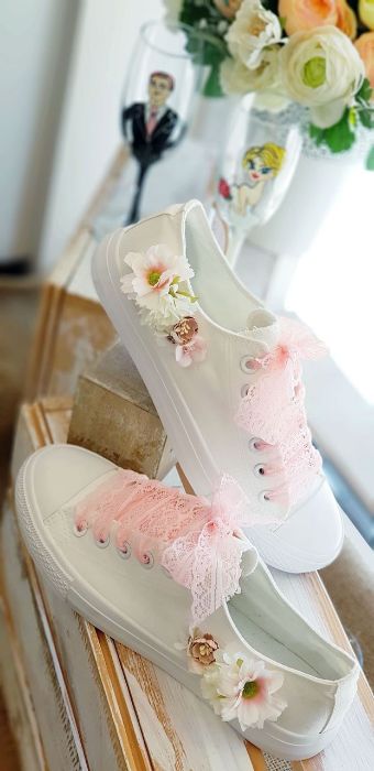 Снимка на 3D Flowers Pink sneakers 