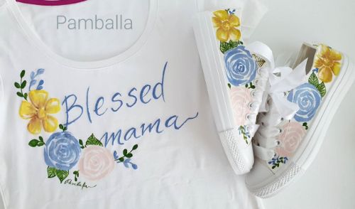Снимка на Blessed Mama Flowers T - shirt