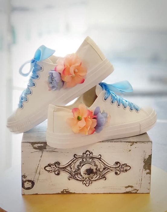 Снимка на  3D Flowers Blue sneakers 