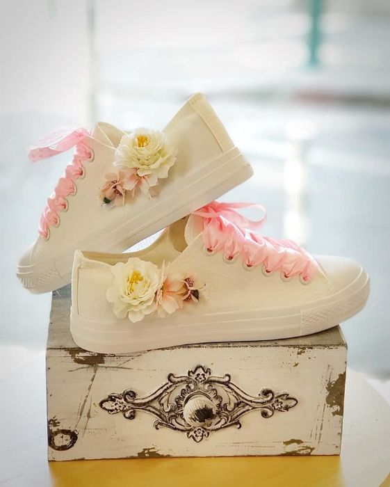 Снимка на 3D Flowers Pink sneakers 