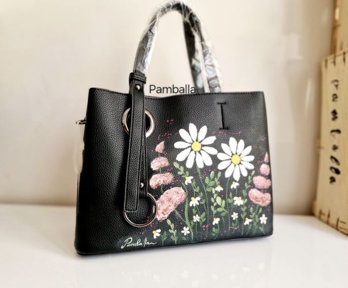 Снимка на Spring flowers black bag 